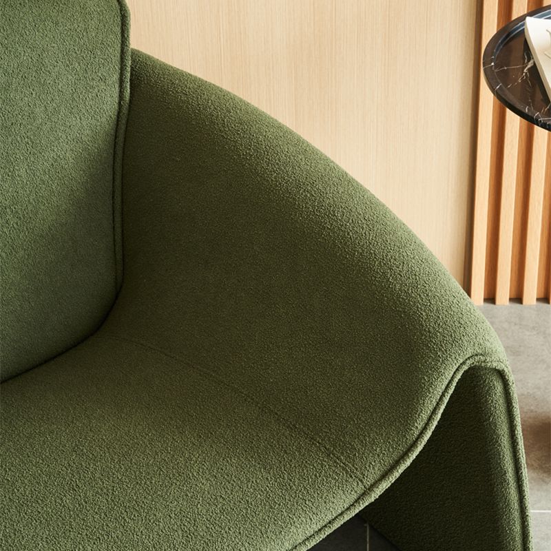 Contemporary 31.49 "sedia a spugna di spugna fissata di colore solido.