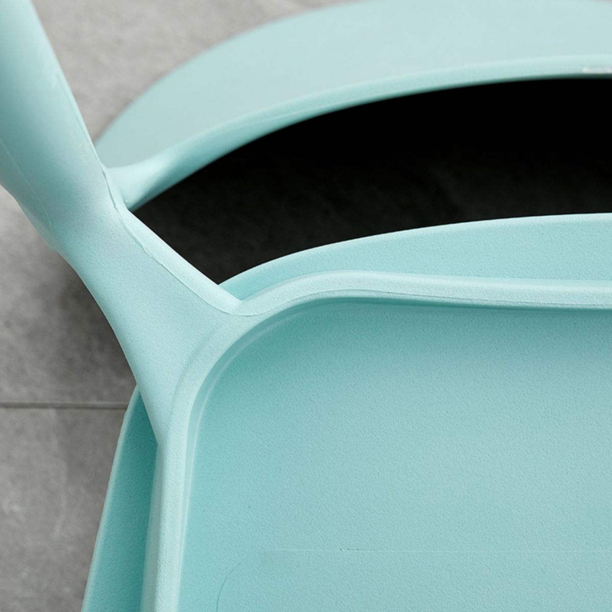 Moderna sala da pranzo in plastica senza braccio sedia da pranzo aperta