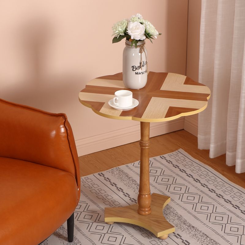 Brown Solid Oak End Table, Round Gloss Contemporary Side Table Clearhalo 'Coffee & Accent Tables' 'End & Side Tables' 'end_side_table' 'end_side_tables' 'furn' 'furn_end_side_tables' 'Furniture' 'furniture_end_side_table' 'Living Room Furniture' 1200x1200_f4ac9ea7-9a23-43fd-97e1-a28d4c81528b