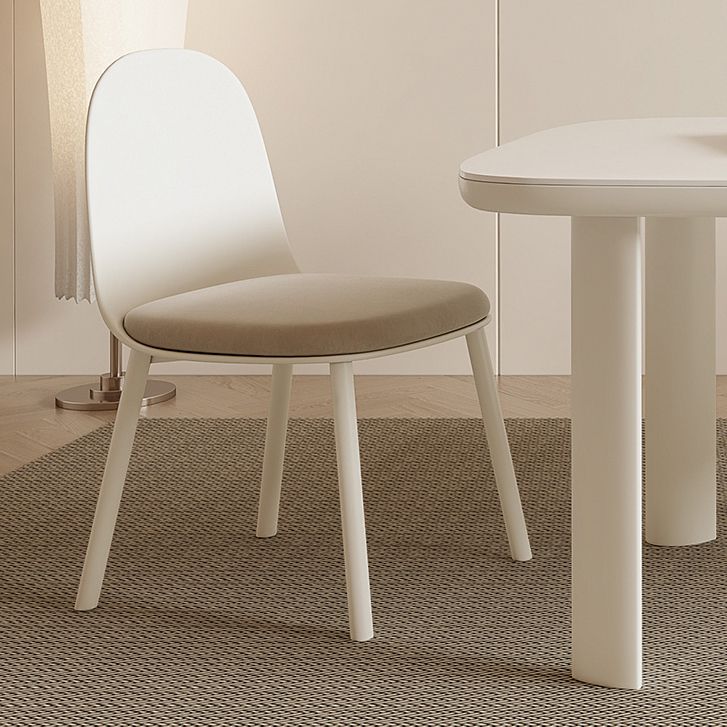 モダンなダイニングセット1/3/5 PCS布張りの椅子付きの焼結石ダイニングテーブル