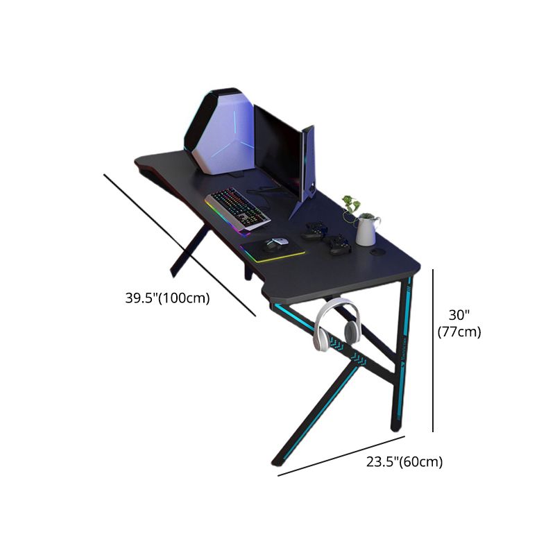 Escritorio de dormitorio de color negro con mesa de acero