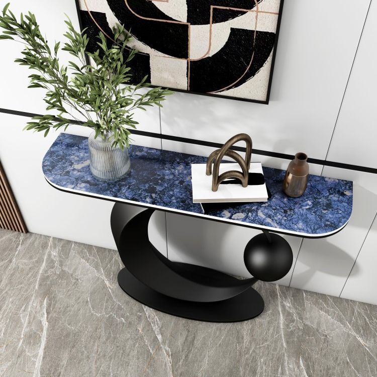 Halbmond zeitgenössischer Konsolen Akzenttisch Antikes Finish -Konsole -Sofa Tisch in Stein