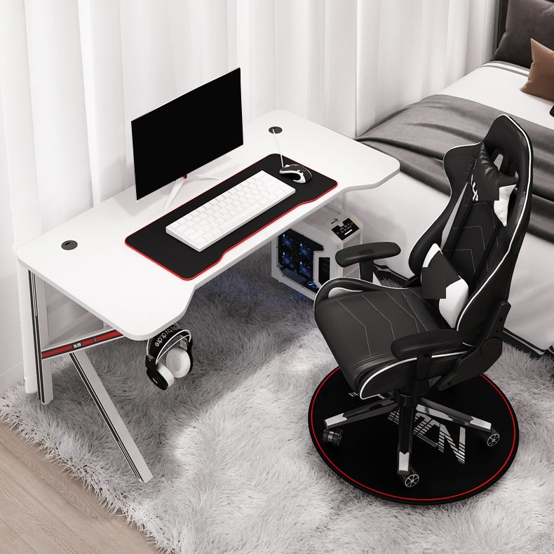 Cable Management Computer Desk Contemporary Dormitory Gaming Desk Clearhalo 'furn' 'furn_office_desk' 'Furniture' 'Office Desks' 'Office Furniture' 'office_desk' 1200x1200_f56b518d-a43b-481f-8214-9968c7977a88