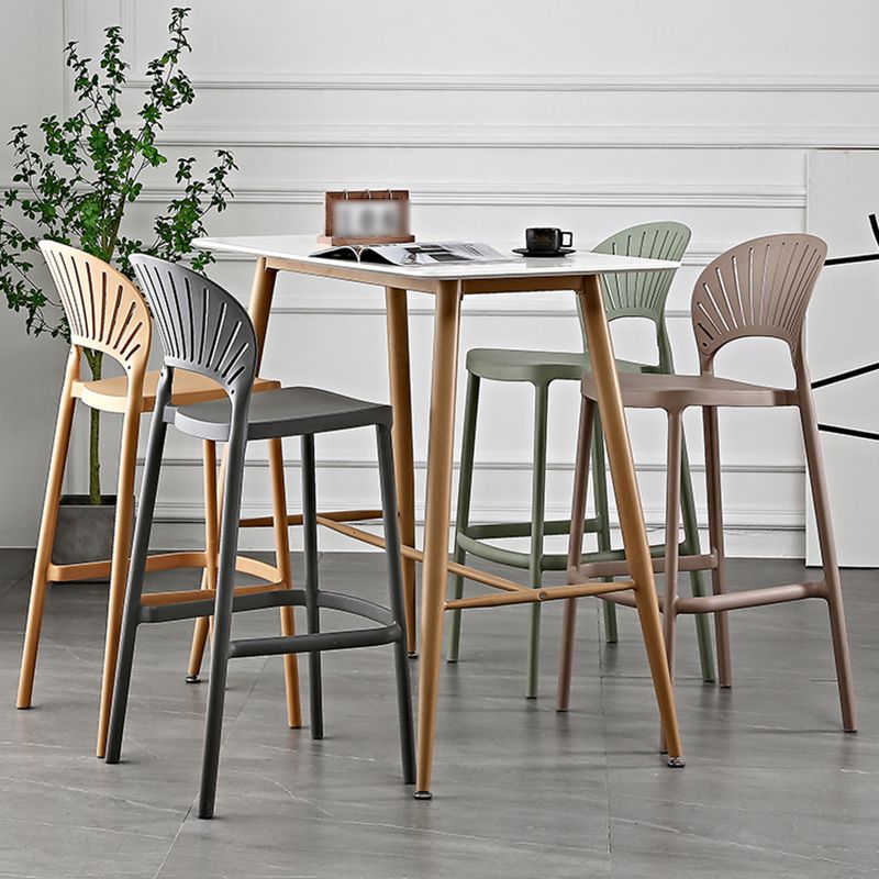 Scandinavia Style Bar-stool Plastic Single Stool with Footrest for Kitchen Bar Clearhalo 'Bar Furniture' 'Bar Stools' 'bar_stools' 'furn' 'furn_bar_stools' 'furniture_bar_stools' 'Kitchen & Dining Furniture' 'kitchen&dining_furn' 'kitchen' 'kitchen_furn' Furniture' 1200x1200_f588ffca-98b3-42d9-84f9-0bb7902d0f6a