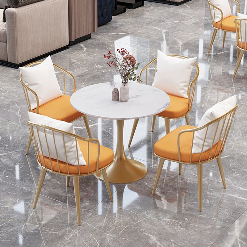 Ronde traditionele luxe eettafel Dinettetafel met wit stenen blad