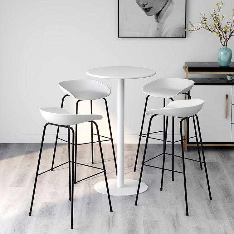 Contemporary Style Bar-stool Plastic Counter Bar Stool with Metal Legs for Kitchen Clearhalo 'Bar Furniture' 'Bar Stools' 'bar_stools' 'furn' 'furn_bar_stools' 'Furniture' 'furniture_bar_stools' 'Kitchen & Dining Furniture' 1200x1200_f5aca21b-5123-4cc8-b557-bc104aea50a4