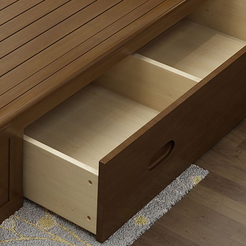 Traditioneel dennenhout met hoofdenrectangulair paneelpaneelbed