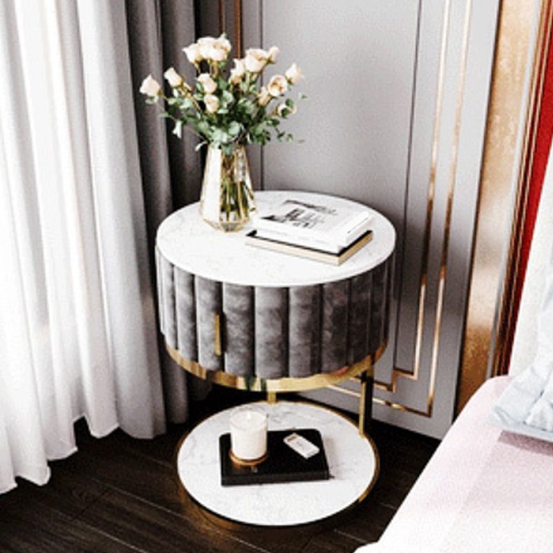 Moderno shelf da tavolo da notte da 20 pollici da 20 pollici in pietra da commonone