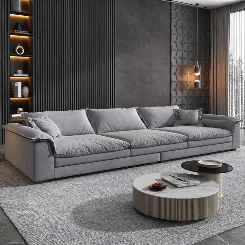 Sofá de brazo acampanado de sala moderno con 3 almohadas asientos estándar