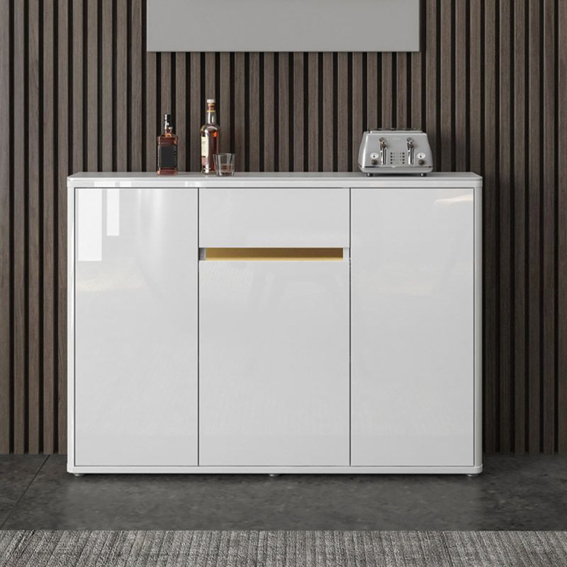 Credenza in pietra a buffet moderno con armadi e cassetti