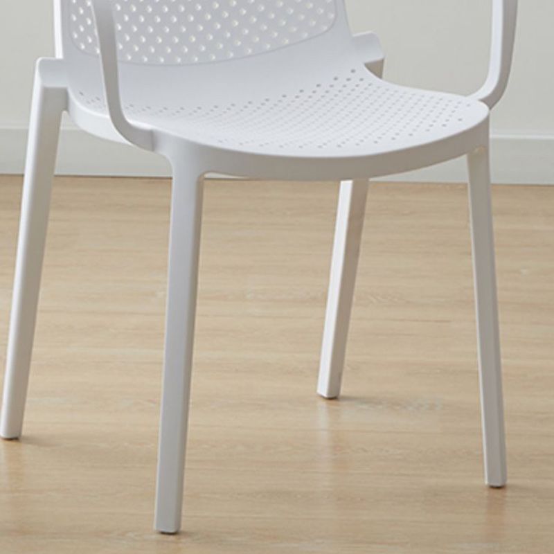 Modern Plastic Chair Parsons Chair in Matte Finish for Kitchen Clearhalo 'Dining Chairs' 'Dining Tables & Seating' 'dining_chair' 'furn' 'furn_dining_chair' 'Furniture' 'Kitchen & Dining Furniture' 1200x1200_f626715d-8da2-4190-91c1-d8d491bb1537
