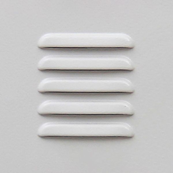 Metalen eigentijdse kast voor thuisgrijs scharnierende deur opbergkast