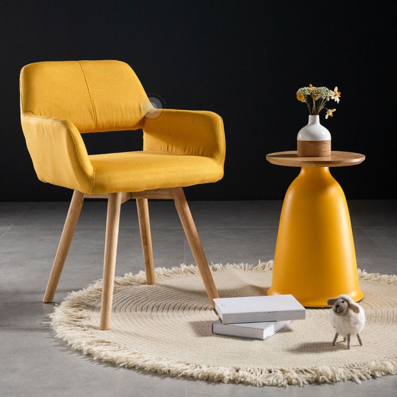 Nordic Style Round Coffee Table Wood Color Rubber Wood Top and Metal Base Cocktail Table Clearhalo 'Coffee & Accent Tables' 'End & Side Tables' 'end_side_table' 'end_side_tables' 'furn' 'furn_end_side_tables' 'Furniture' 'furniture_end_side_table' 'Living Room Furniture' 1200x1200_f652261b-8cdf-4e07-ad03-15dbab78cb0a