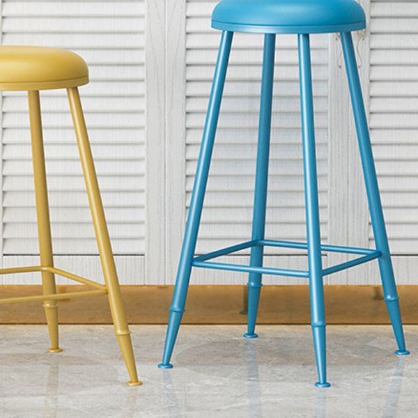 Scandinavian Matte Finish Iron Bar Stool Coffee Shop Footrest Stool Clearhalo 'Bar Furniture' 'Bar Stools' 'bar_stools' 'furn' 'furn_bar_stools' 'Furniture' 'furniture_bar_stools' 'Kitchen & Dining Furniture' 1200x1200_f66e20e8-050b-4197-abfa-38c4166fbde3