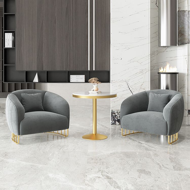 Traditional Luxury Round Dining Room Table White Marble Table with Gold Metal Base Clearhalo ' dining_table' 'Dining Tables & Seating' 'Dining Tables' 'furn' 'furn_dining_table' 'Furniture' 'furniture_dining_table' 'Kitchen & Dining Furniture' 'kitchen&dining_furn' 'kitchen' 'kitchen_dining_table' 1200x1200_f68afb25-fa5e-4b04-a4ae-88cbc21266f4