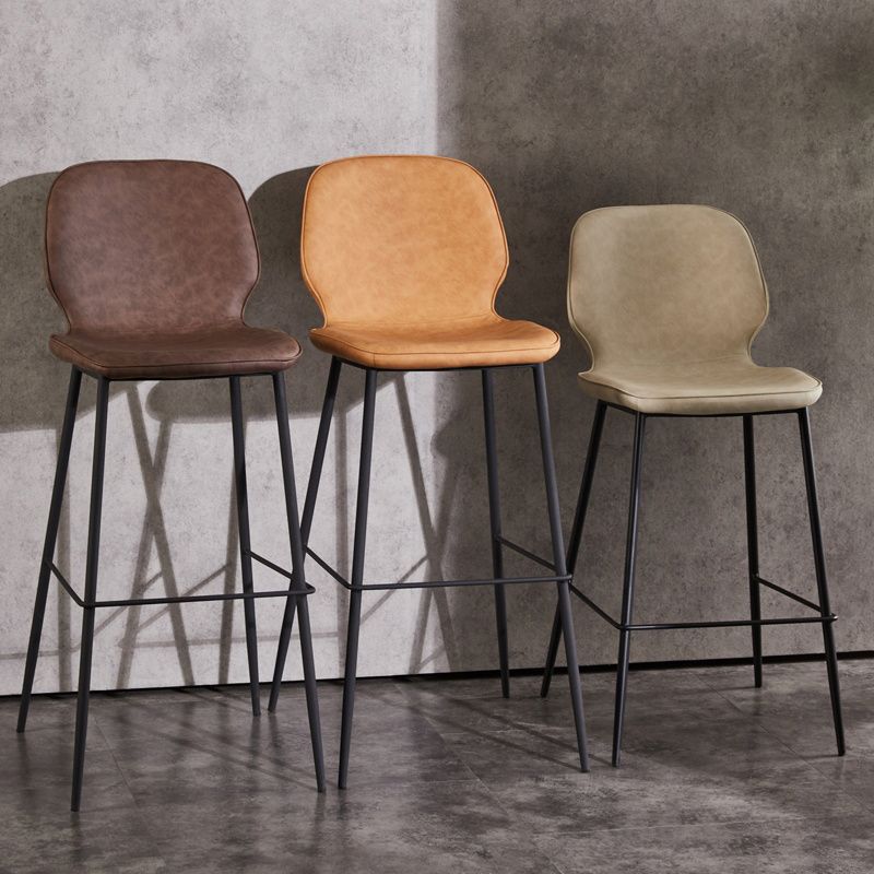 Modern Low Back Bar-stool PU Leather Bar Stool with Metal Legs Clearhalo 'Bar Furniture' 'Bar Stools' 'bar_stools' 'furn' 'furn_bar_stools' 'Furniture' 'furniture_bar_stools' 'Kitchen & Dining Furniture' 1200x1200_f6db7442-9e16-4625-bbc4-ebf1943cf66a