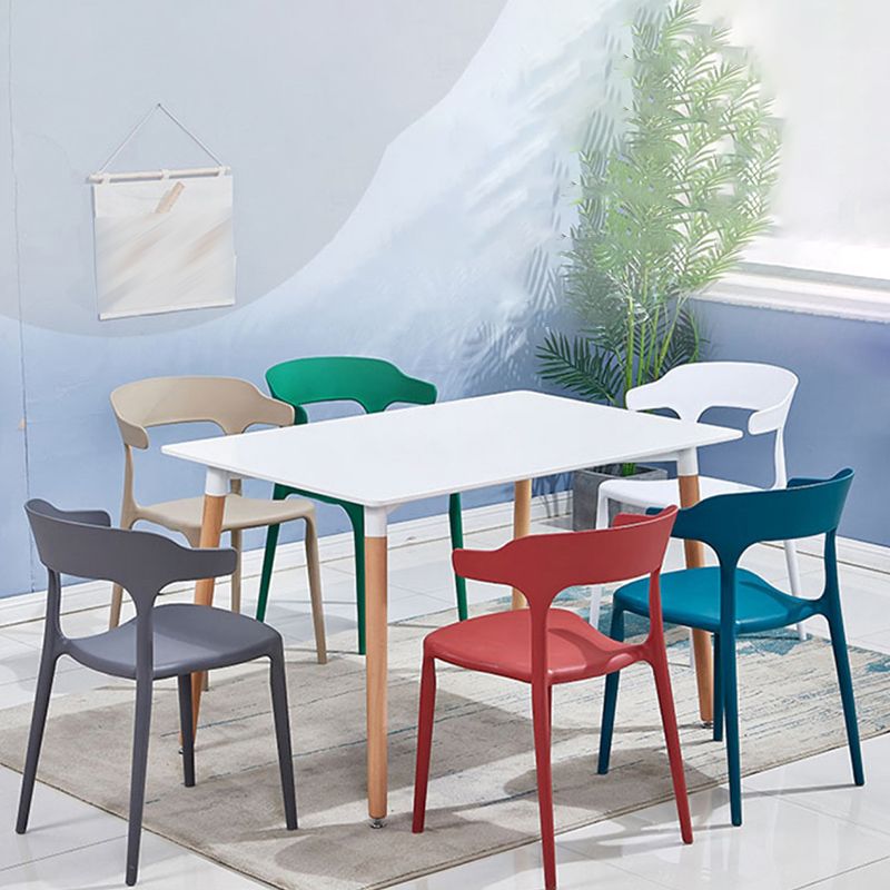 Chaises de salle à manger à dos ouvert empilables