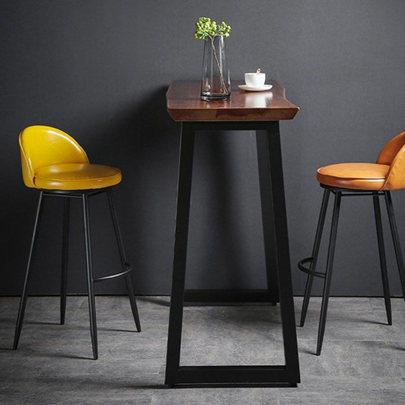 Industrial Leather Counter Stool for Home Round Barstools with Metal Base Clearhalo 'Bar Furniture' 'Bar Stools' 'bar_stools' 'furn' 'furn_bar_stools' 'Furniture' 'furniture_bar_stools' 'Kitchen & Dining Furniture' 1200x1200_f6eadd73-462f-45d2-af64-b3b31dd44e74