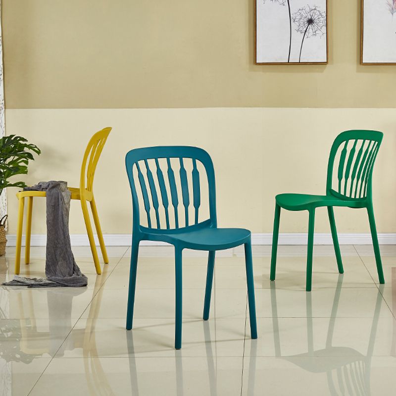 Glam Style Plastic Stackable Side Chair Matte Finish Dining Chair for Home Use Clearhalo ' kitchen&dining_furn' 'Dining Chairs' 'Dining Tables & Seating' 'dining_chair' 'furn' 'furn_dining_chair' 'Furniture' 'furniture_dining_chair' 'Kitchen & Dining Furniture' 'kitchen' 1200x1200_f6fa89d5-a912-443a-8b57-9dfdcb001063