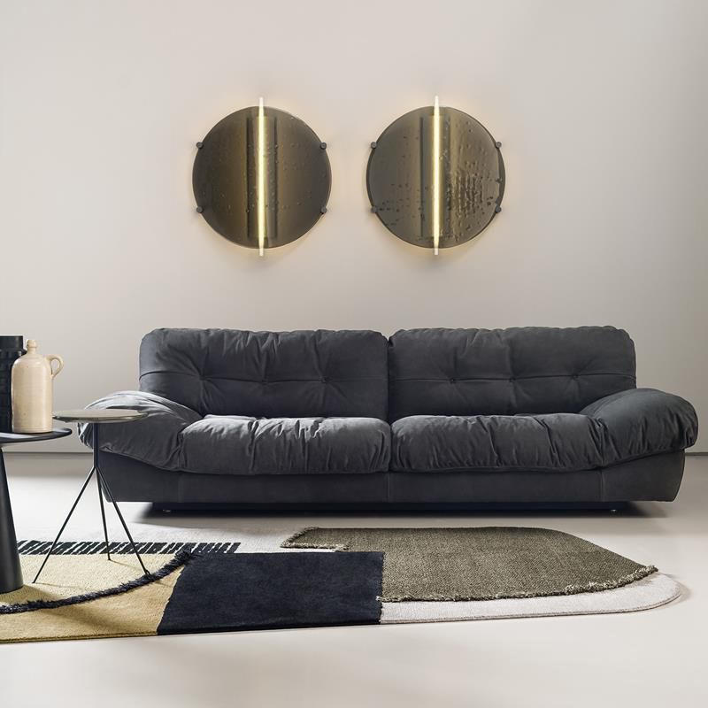 モダンスタイルの松の素材ベースクロスアート＆ディアスキンブルー長方形のアームレストソファ