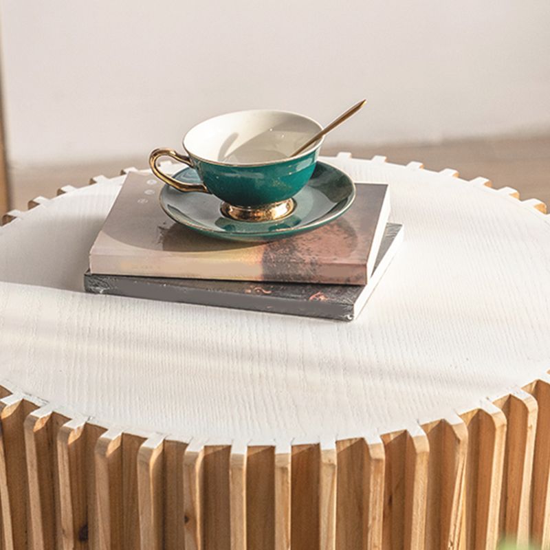 Modernistic Round Solid Wood Side Table Rustic Tree Stump Side End Snack Table Clearhalo 'Coffee & Accent Tables' 'End & Side Tables' 'end_side_tables' 'furn' 'furn_end_side_tables' 'Furniture' 'Living Room Furniture' 1200x1200_f74d4bf8-1e30-4514-b62c-fef0f78d9177