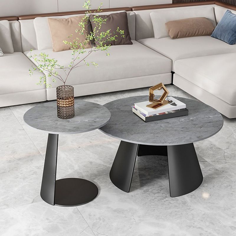 Glam Table basse ronde sur pied / 3 pieds en ardoise