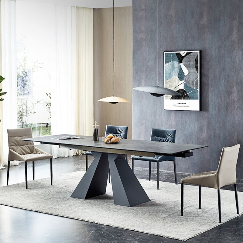 Moderner, einfacher Esstisch, rechteckiger Esstisch mit Metallsockel für das Esszimmer