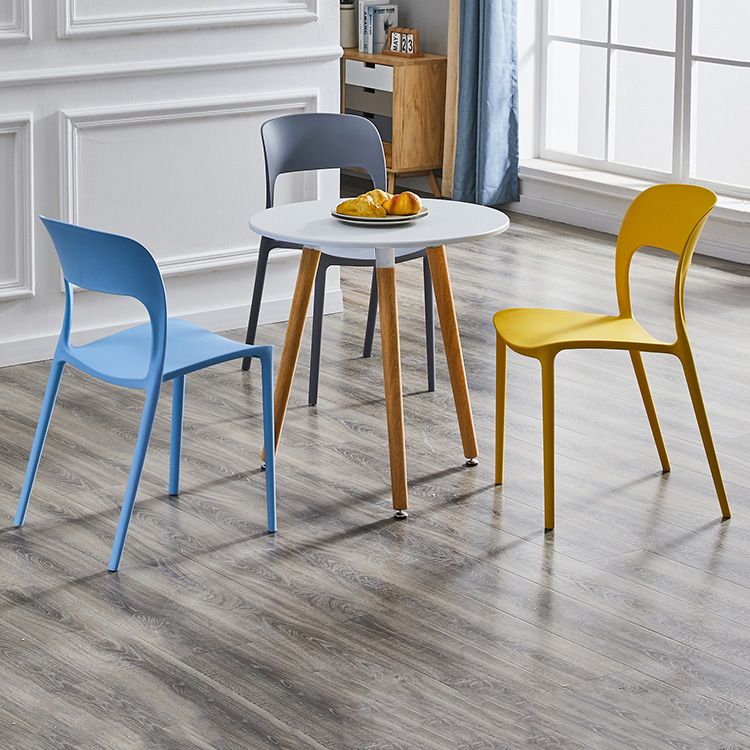 Plastic Contemporary Kitchen Chair Open Back Dining Room Side Chair Clearhalo 'Dining Chairs' 'Dining Tables & Seating' 'dining_chair' 'Furniture' 'furniture_dining_chair' 'Kitchen & Dining Furniture' 1200x1200_f7ccfb3d-9cb1-4213-ad21-c960998634cd