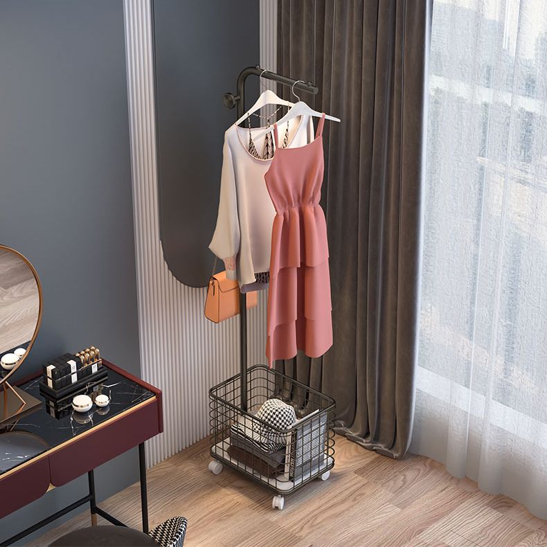 Rastrellino per gancio metallico con pentola da letto contemporanea con deposito