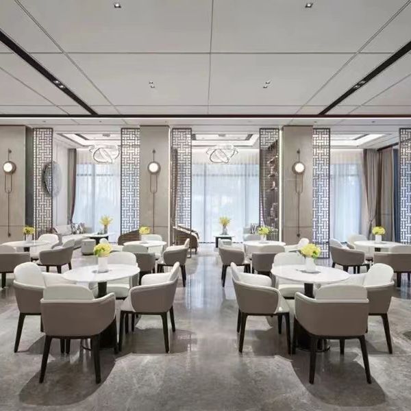 Silla de brazo de cuero de imitación sillas de estilo nórdico parsons con piernas negras