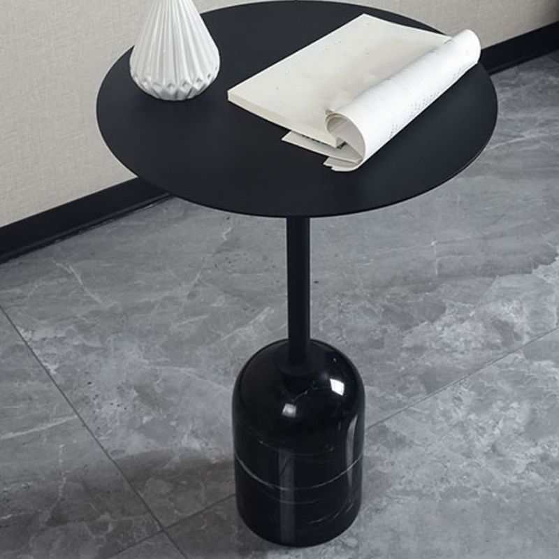 Contemporary Round Metal Side End Table Marble Pedestal Side Table Clearhalo 'Coffee & Accent Tables' 'End & Side Tables' 'end_side_table' 'end_side_tables' 'furn' 'furn_end_side_tables' 'Furniture' 'furniture_end_side_table' 'Living Room Furniture' 1200x1200_f813f063-058e-42d8-b5ea-81727c6df990