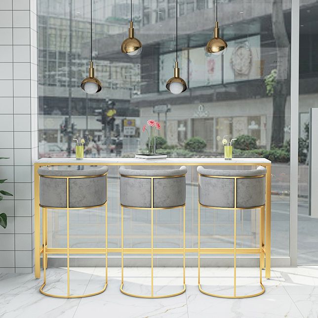 White Stone Bar Table Traditional Luxury Bar Table with Gold Base Clearhalo 'Bar Furniture' 'Bar Tables' 'bar_tables' 'furn' 'furn_bar_tables' 'Furniture' 'furniture_bar_tables' 'Kitchen & Dining Furniture' 1200x1200_f81ee4eb-5252-4acf-a515-f6273ae5de9d