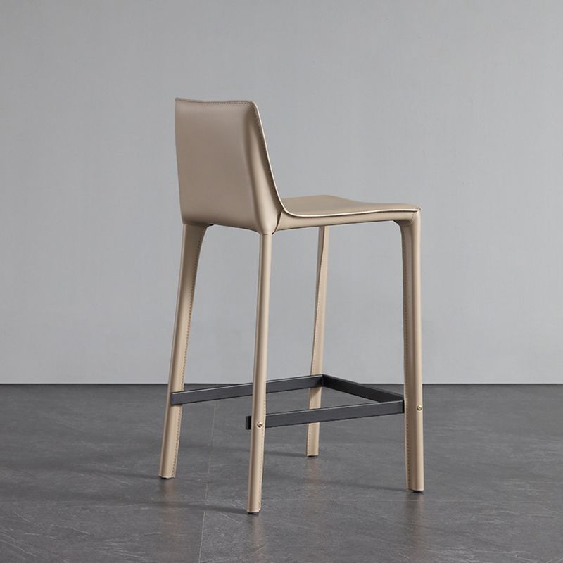 Modern Style Low Back Bar-stool Pu Leather Counter Bar Stool with Metal Legs Clearhalo 'Bar Furniture' 'Bar Stools' 'bar_stools' 'furn' 'furn_bar_stools' 'Furniture' 'Kitchen & Dining Furniture' 1200x1200_f8215039-837b-4b71-9a40-5f114aaaf03d