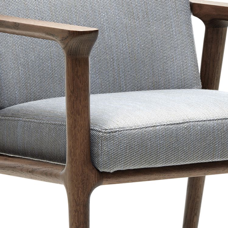 Traditional Solid Back Dining Armchair Upholstered Arm Chairs with Wood Legs Clearhalo ' kitchen&dining_furn' 'Dining Chairs' 'Dining Tables & Seating' 'dining_chair' 'furn' 'furn_dining_chair' 'Furniture' 'furniture_dining_chair' 'Kitchen & Dining Furniture' 'kitchen' 1200x1200_f8333729-268d-4fc7-92b8-6aa07998bb60