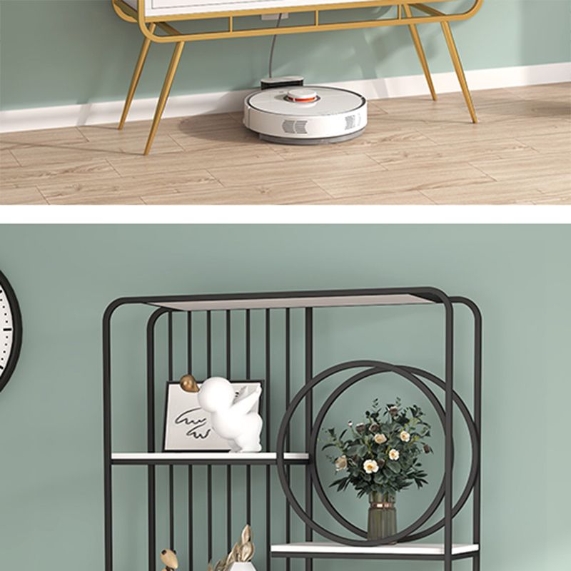 Libreria di libreria standard aperta con scaffali per ripiani per lo studio