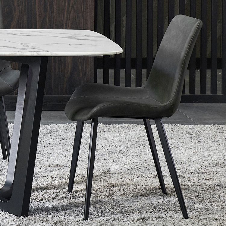 現代のアームレスダイニングチェアマット仕上げレザーカーブドパーソンズサイドチェア