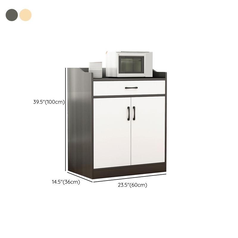 Moderno tavolo da pranzo con finitura antica in legno ingegnerizzato con deposito aperto