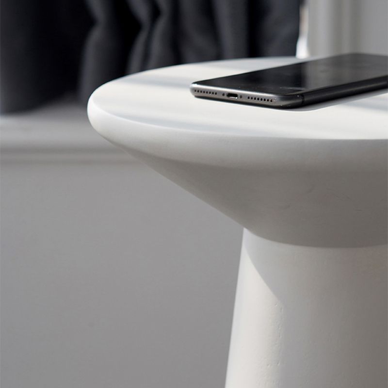 Round Rubberwood End Table Pedestal Side Table for Living Room Clearhalo 'Coffee & Accent Tables' 'End & Side Tables' 'end_side_tables' 'furn' 'furn_end_side_tables' 'Furniture' 'Living Room Furniture' 1200x1200_f8d51611-aadb-48aa-b500-403b5f9d0bbf