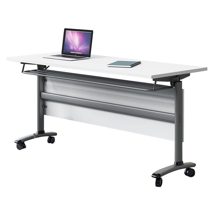 Bureau de bureau en bois moderne avec roues lance-roues avec un bureau d'écriture rectangulaire pour le bureau