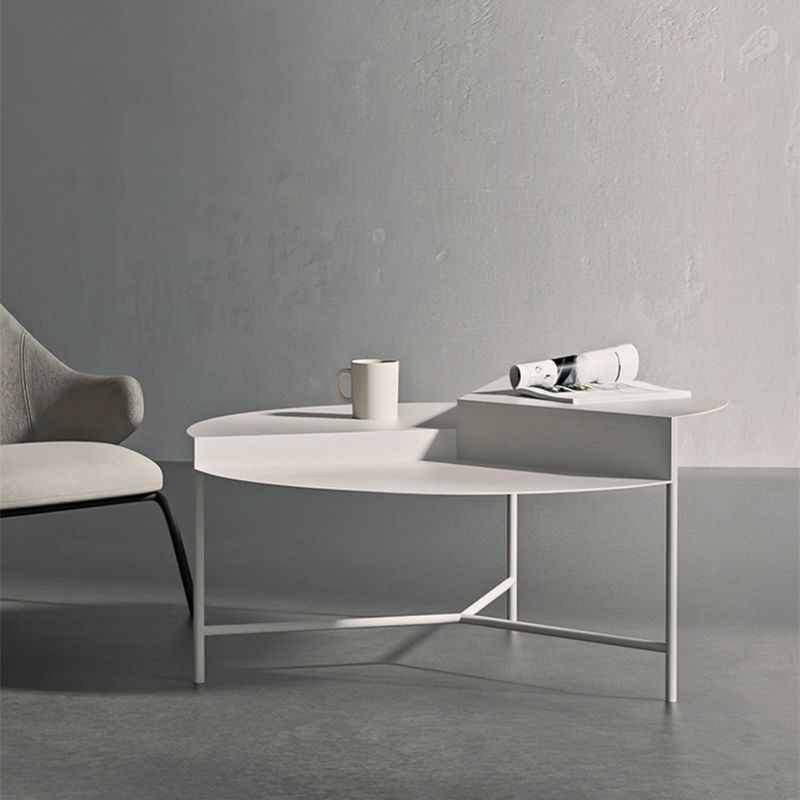 Iron Cocktail Table with 3 Metal Legs and Round Top,Mid-Century Modern Clearhalo 'Coffee & Accent Tables' 'Coffee Tables' 'coffee_tables' 'furn' 'furn_coffee_tables' 'Furniture' 'Living Room Furniture' 1200x1200_f8e67e70-36c0-4674-b22b-bab405967033