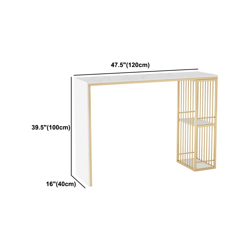 Tavolo da bar in stile glam in finta tavolo da pranzo in marmo con scaffale