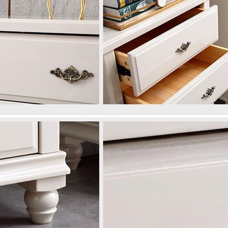 Hedendaagse grijze accentkist met zachte close -laden in rubberwood