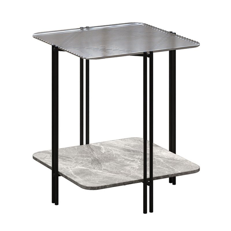 モダンスクエアガラス側の表23.62 "背の4脚の棚が含まれているエンドテーブル