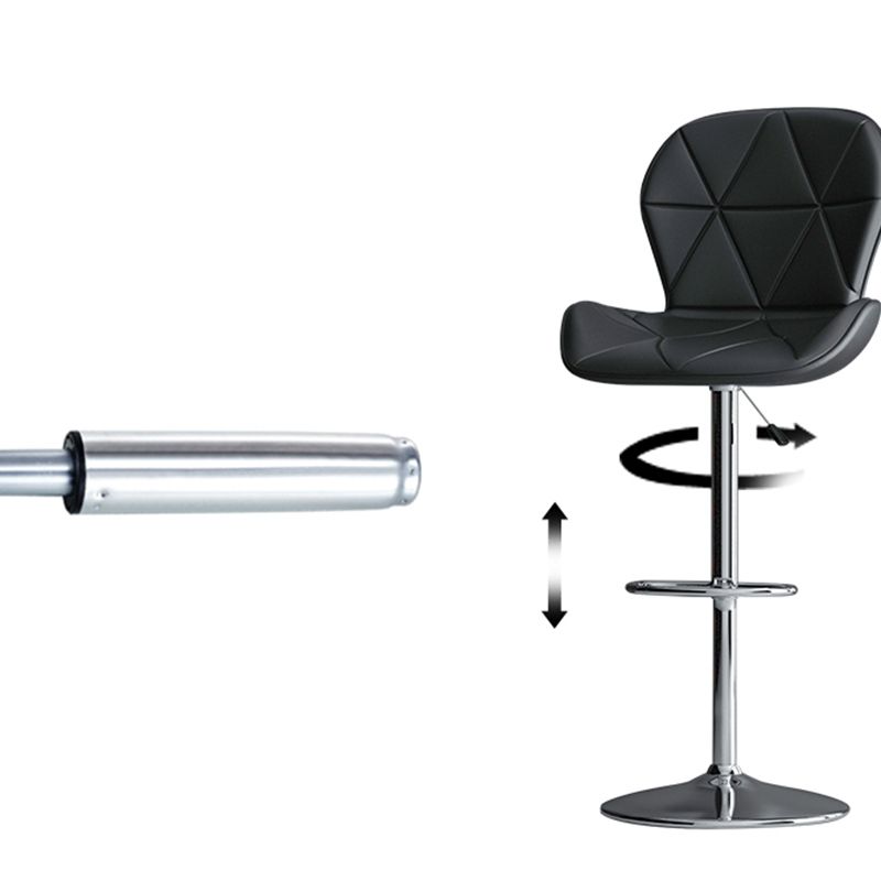 Moderne metalen barkruk van kunstleer met matte afwerking