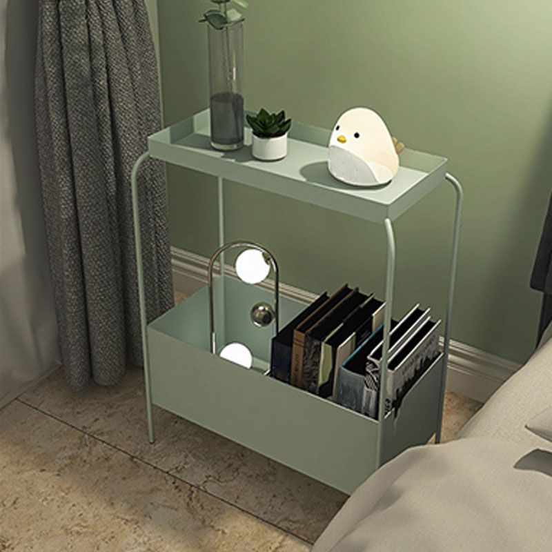 Nightand de table d'accent en métal contemporain 25,59 "Table table de nuit de lit avec 2 étagères