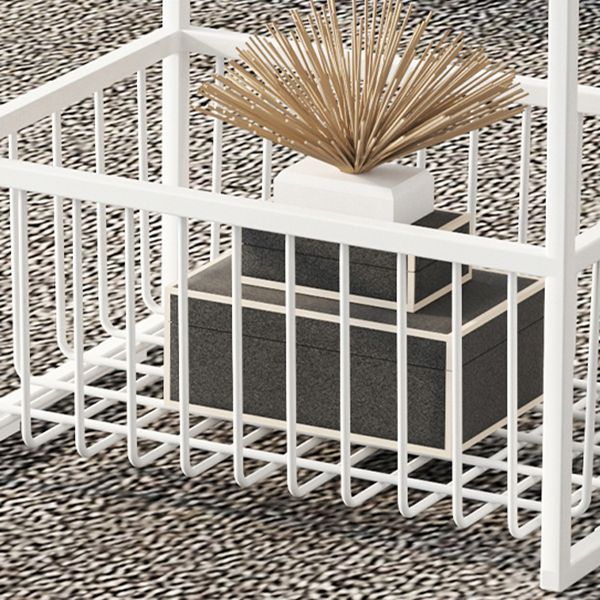 Zeitgenössischer offener Aufbewahrungsnachtstand Metal Night Tisch mit Regalen