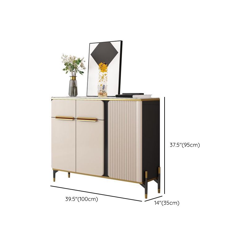 Sideboard a buffet di pietra di credenza glam con cassetti e armadi