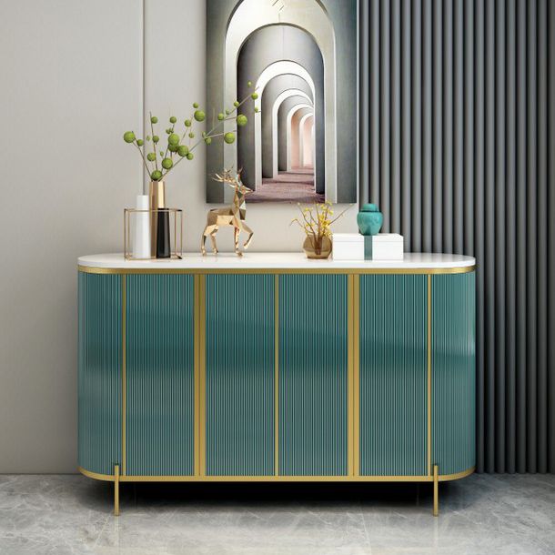 Gabinete paralero de piedra del lado glamoroso con puertas para la cocina