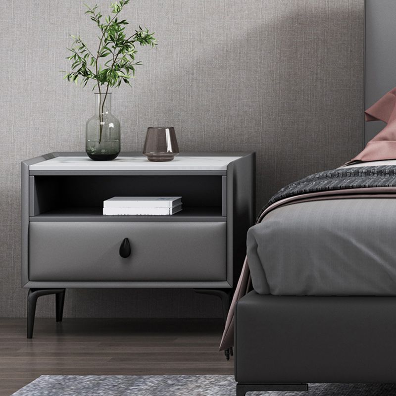 Cuir moderne 4 jambes Table de nuit en pierre en pierre avec tiroir