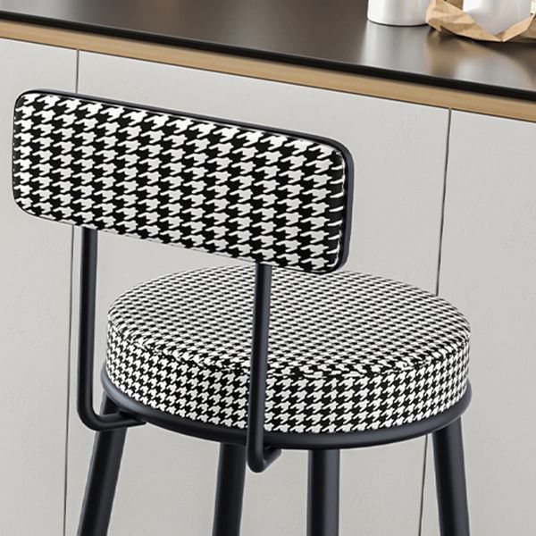 Modern Armless Backrest Counter Stool Iron Kitchen Bar Stool with Pedal and Cushion Clearhalo 'Bar Furniture' 'Bar Stools' 'bar_stools' 'furn' 'furn_bar_stools' 'Furniture' 'furniture_bar_stools' 'Kitchen & Dining Furniture' 1200x1200_fac0b2d5-f923-43df-b64e-e846e033a0f7